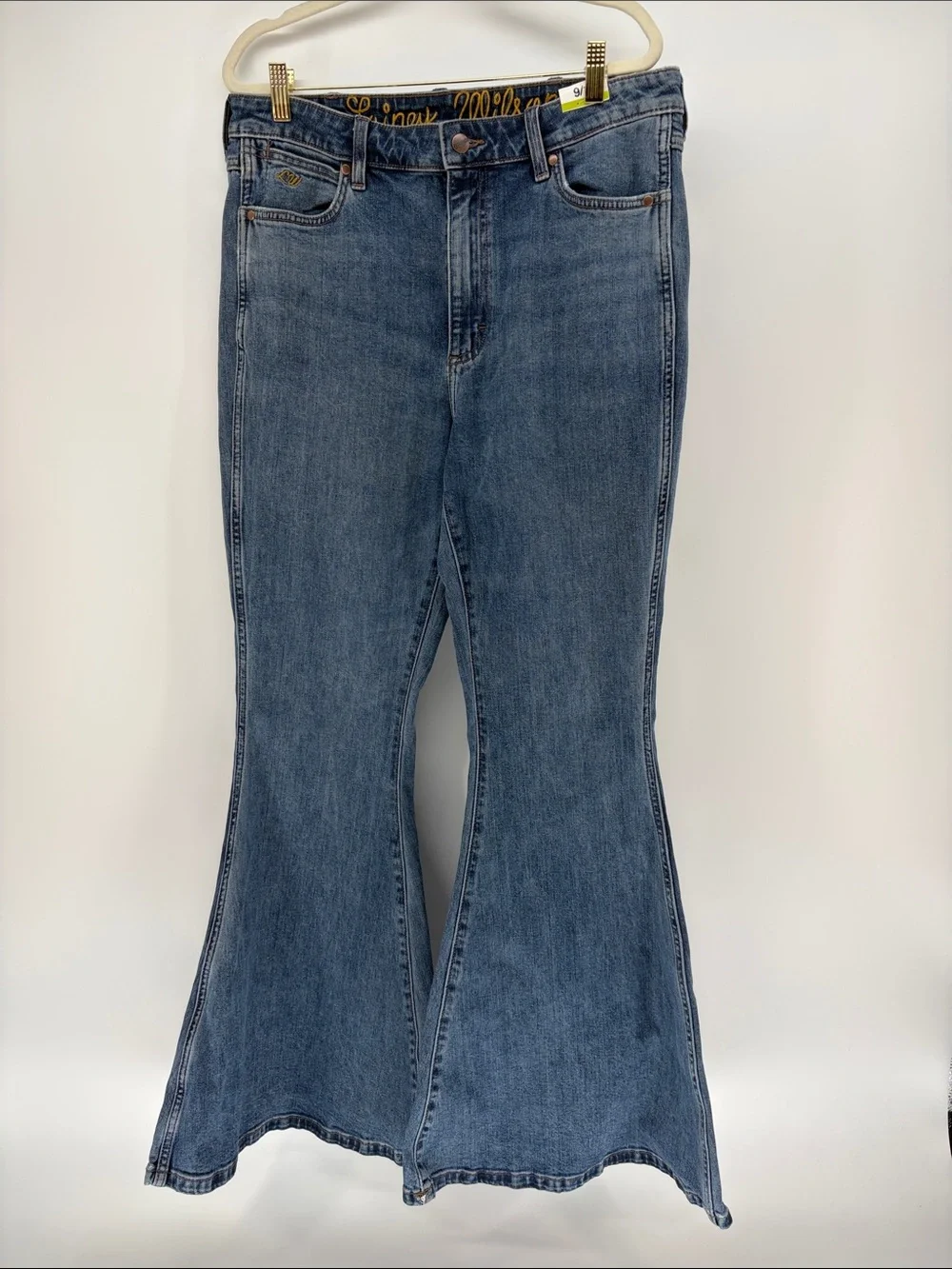 Wrangler x Lainey Wilson Blue Bell Bottom Jeans Classic High-Rise Style NWT 9/10